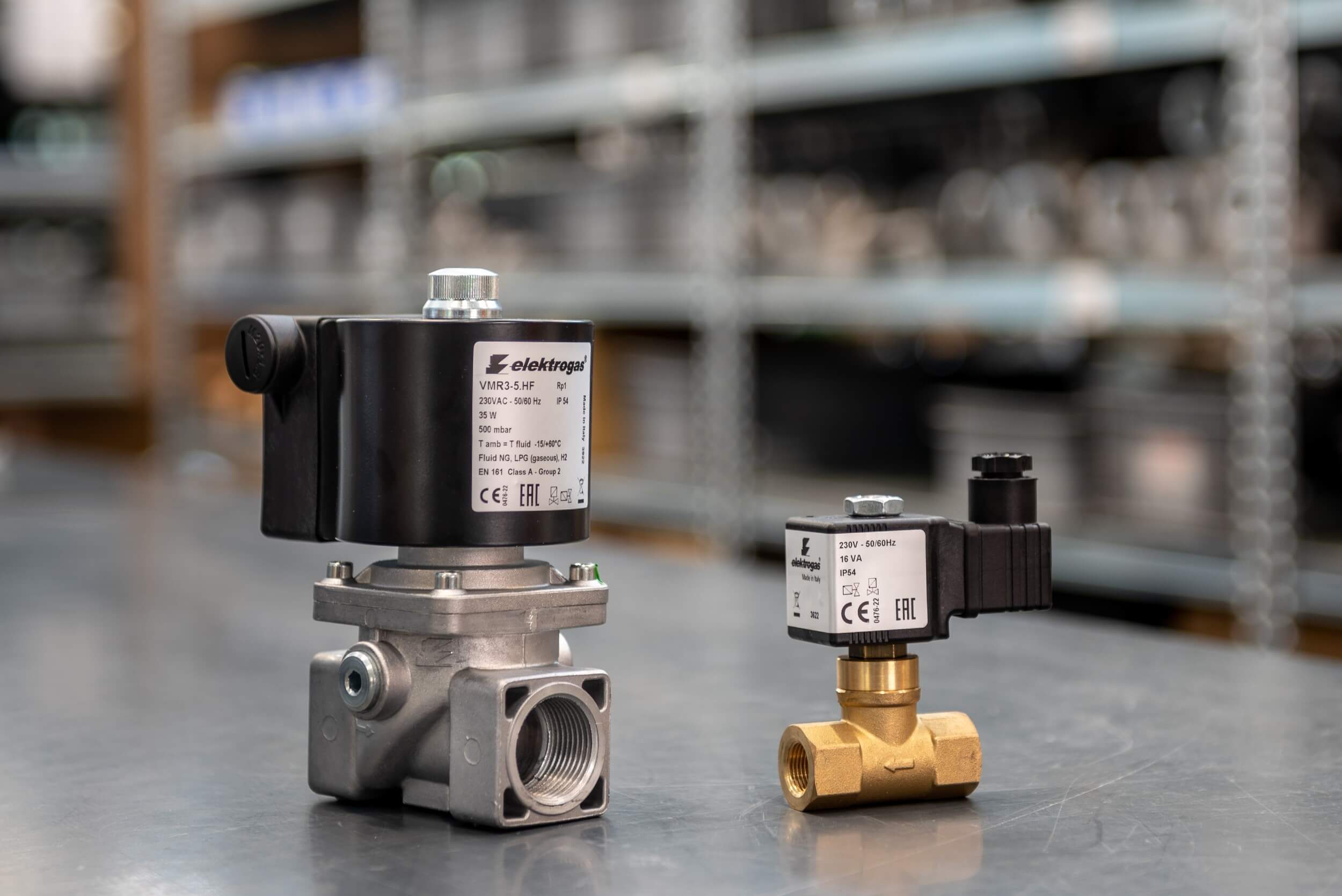 Solenoid valve VMR 020TN tapped D3/8" 200 Mbar brass