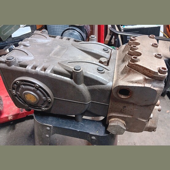 PUMP KF40 R=1,83 D3V