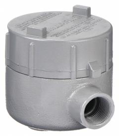 Conduit Outlet Body: Iron, GE, 1 1/4 in Trade Size, LB Body, 42 cu in Body Capacity (MPN GESLBT-4M). Key specifications — Series: For Standard Body; Compatible Conduit Trade Size: 1-1/4 in; Thread Gender: Female; Hub Style: Threaded; Cover Included: Yes; Body Style: LB; Connection Type: Threaded; Back Type: Flat.
