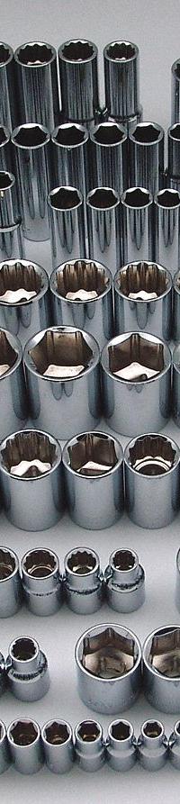 WESTWARD Socket Set: 1/4 in, 3/8 in, 1/2 in Drive, 202 Piece, 12-Point/6-Point, Metric/SAE (MPN 40JD46). Key specifications — attr1224269: 1/4 in, 3/8 in, 1/2 in; attr1204685: Not Tether Capable; attr1204650: 5/32 in to 1-1/4 in; attr1204673: Socket Bits Not Included; attr1204688: WESTWARD; attr1206170: Standard Sockets.