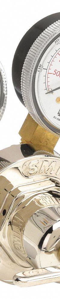 SMITH EQUIPMENT Gas Regulator: Single Stage, CGA 320 Inlet, 5/8"-18 F RH Outlet, 150 psig (MPN 30-150-320). Key specifications — Brand: SMITH EQUIPMENT; Manufacturer Part Number: 30-150-320; Diaphragm Material: Neoprene; Outlet Connection: 5/8"-18 F RH; Inlet Connection: CGA 320.