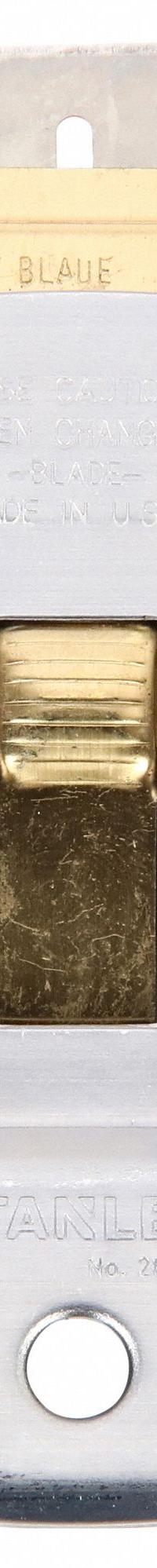 STANLEY Scraper: Bld. Mat. Carbon Steel, Hdl. Mat. Steel, Stiff, Straight Bld. Shape (MPN 28-500). Key specifications — attr1004902: STANLEY; attr1016211: 28-500; attr1014703: Metal; attr1017570: Standard End; attr1029655: Straight; attr1034073: Straight.