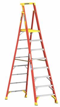 WERNER Podium Stepladder: 10 ft Ladder Size, Fiberglass, 300 lb Load Capacity, 45 lb Wt (MPN PD6208). Key specifications — Brand: WERNER; Included Features: Guard Rail.