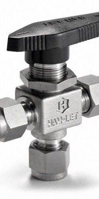 HAM-LET Manual Three-Way Ball Valve: 1/4 in, Stainless Steel, One-Piece (MPN H-800M-SS-L-1/4-T). Key specifications — Brand: HAM-LET.