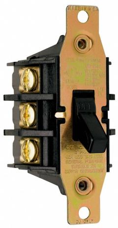 PASS & SEYMOUR Motor Switch: 3 Poles, 40 A (MPN 7843MD). Key specifications — Brand: PASS & SEYMOUR; Maximum Voltage Rating: 600V AC; Mounting Style: Surface; Pilot Light: Not Included.