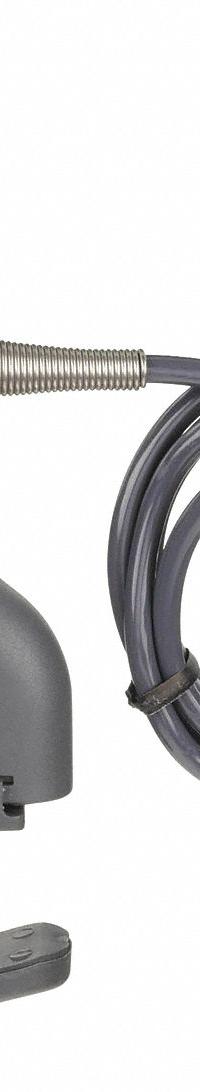 FLUKE Pipe Clamp Temperature Probe: -20°F to 300°F /-29°C to 149°C, ±1.9°C/±3.4°F, 1 in Probe Lg (MPN 80PK-10). Key specifications — Brand: FLUKE; Accuracy: ±1.9 °C; Handle Type: Straight.
