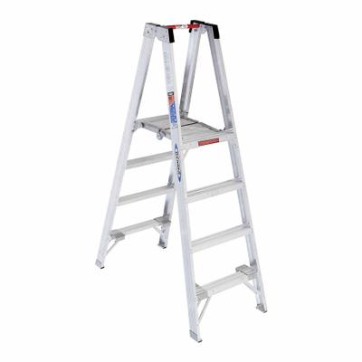 WERNER Twin Platform Stepladder: 4 ft Ladder Size, Aluminum, 300 lb Load Capacity - Lightweight Aluminum Twin-Platform Stepladders