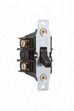 PASS & SEYMOUR Motor Switch: 2 Poles, 30 A, 1 NEMA Rating (MPN 7802MD). Key specifications — Brand: PASS & SEYMOUR; Maximum Voltage Rating: 600V; Mounting Style: Surface; Pilot Light: Not Included.