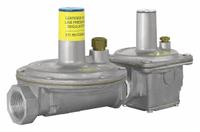 MAXITROL Gas Pressure Regulator: Lever-Acting Gas, 465,000 BtuH Gas Capacity, Aluminum, NPT x NPT (MPN 325-5L600-88-NG01). Key specifications — Brand: MAXITROL; Body Material: Aluminum.