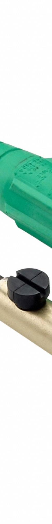 Single Pole Inline: Female, Green, 600V AC/600V DC, 140 A, Crimp Tube Termination, 15 Series (MPN 15D24-UG). Key specifications — Gender: Female; Series: 15; Brand: LEVITON.