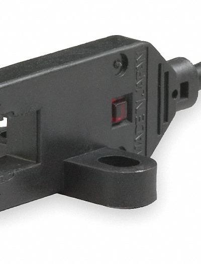 OMRON Photoelectric Sensor: Non-Terminated Cable, 5-24V DC, NPN - T-Slot Sensors