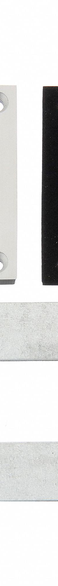 WIREMOLD Floor Box Plate: Rectangular, Silver, Aluminum, Brushed, 3 1/4 in L x 4 1/4 in W x 1/4 in H (MPN 828GFITCAL). Key specifications — attr211014: WIREMOLD; attr1046648: Silver; attr1046653: Rectangular; attr1046654: Brushed; attr1046660: Aluminum.