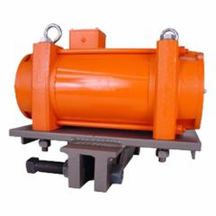 VIBCO Electric Vibrator: VMC Series, 3,000 lbf, 230/460V, 5/2.5 A, 3,600 vpm, 78 Db @ 3600 vpm (MPN VMC-1700AL-3-5V). Key specifications — attr661948: No; attr661947: 5/2.5 A; attr661979: 78 Db @ 3600 vpm; attr661970: 230/460V.