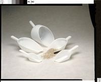 Scoop: Non-Sterile, HDPE, 1.25 L Capacity - mL, 42 1/4 fl oz Capacity - oz, 39.05 cm Overall Lg (MPN 607145). Key specifications — Standards: FDA Grade Material; Color: White; Product Type: Scoop; Brand: APPROVED VENDOR.