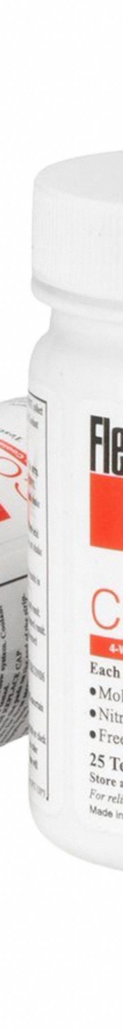 FLEETGUARD Coolant Test Strips: pH, 50 Tests, Test Strips, 5 3/4 in Overall Lg (MPN CC8997). Key specifications — attr1383002: 100 to 300 ppm Molybdate; attr1371711: FLEETGUARD; attr1371709: pH.