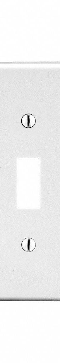 HUBBELL Wall Plate: Combo, 3 Gang, White, Midsize Size (MPN PJ226W). Key specifications — Brand: HUBBELL; Material: Polycarbonate.