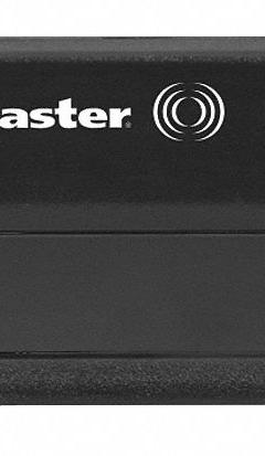 LIFTMASTER Radio Transmitter: Open-Close, Indoor/Outdoor, Portable (MPN 371LM). Key specifications — attr1070078: Lithium Battery; attr92627: 371LM; attr93592: LIFTMASTER; attr1070071: Garage Door Operators; attr1070073: Open-Close; attr1070075: Indoor/Outdoor; attr1070080: Portable; attr1070091: Radio Transmitter.