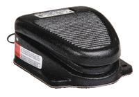 LINEMASTER Foot Switch: Clipper Series, 1 Pedals, Momentary, SPDT (MPN 636-S). Key specifications — Switch Action: Momentary; Foot Guard Included: No Guard Included; Brand: LINEMASTER; Series: Clipper; Power Source: Electrically Corded.