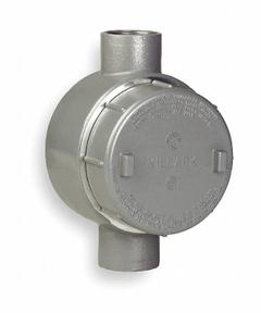 Conduit Outlet Body: Iron, GE, 1 1/4 in Trade Size, C Body, 42 cu in Body Capacity (MPN GESCT-4M). Key specifications — Series: For Standard Body; Compatible Conduit Trade Size: 1-1/4 in; Thread Gender: Female; Hub Style: Threaded; Cover Included: Yes; Body Style: C; Connection Type: Threaded; Back Type: Flat.