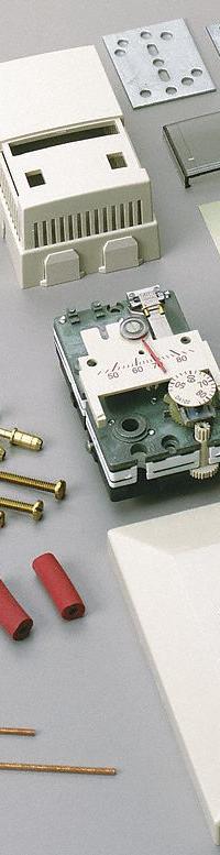 SIEMENS Pneumatic Thermostat Conversion Kit: Barber-Colman/Honeywell/Johnson Controls/Robertshaw (MPN 192-841). Key specifications — Thermostat Action: Reverse; Mounting Direction/Cover Color: Vertical/Beige; Replaces Brand: Barber-Colman; Manufacturer Model Number: 192-841; Brand: SIEMENS; Number of Pipes/Air Flow Output: 2 Pipes, High Volume.