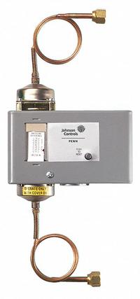 Mechanical Lube Oil Pressure Control: 8 psi to 70 psi, 120 sec Delay, Alarm Circuit Included (MPN P28AA-17C). Key specifications — Refrigerant Type: Non-Corrosive; Brand: JOHNSON CONTROLS; Input Voltage: 120V AC; For Compressor Brand: Ranco; Product Type: Mechanical Lube Oil Pressure Control; Alarm Circuit Included: Yes.