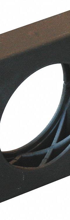 ROBOTRAX Mounting Bracket: R040, 3.2 in, 1 Pieces (MPN R 040). Key specifications — For Use With: 4NGA7; Brand: ROBOTRAX; Item [MERCH]: Mounting Bracket; Accessory Material: Plastic; Accessory Width: 3.2 in; Link to Link Pitch: 0.8 in; Outside Width: 3.2 in; Series: R040.