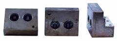 EATON Lug and Cable Kit: EML30, V For Frame Size, (3) Lugs with Four-Cable Connection 4/0 to 500 MCM. Key specifications — Manufacturer Part Number: EML30; Includes: (3) Lugs with Four-Cable Connection 4/0 to 500 MCM; Compatible Series: S611.