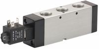 ARO Solenoid Air Control Valve: MaxAir, Three-Way / Two-Position, 24V DC, 1/2 in Female NPT (MPN M254SS-024-D). Key specifications — attr1092969: Non-Locking; attr1086920: M254SS-024-D; attr1092977: Spring Return.