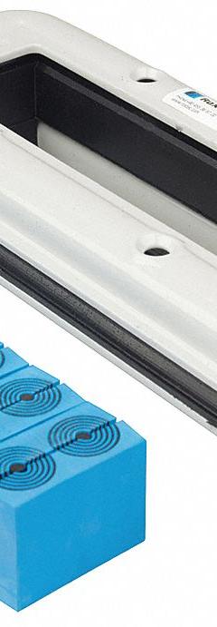 ROXTEC Cable/Pipe Seal: 32 Ports, Aluminum, 0.138 in Compatible Cable or Pipe Dia - Min, 12/13/4/4X (MPN CF 32/32). Key specifications — Brand: ROXTEC.