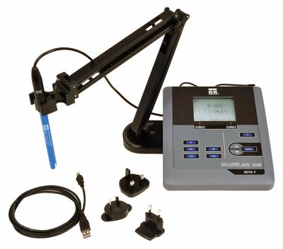 YSI Benchtop Multiparameter Meter Kit: pH/Temp, Combo pH and Temp Dual Junction pH Probe - Benchtop Multiparameter Meters