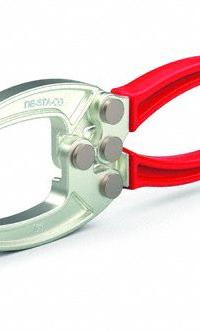 DE-STA-CO Toggle Clamp: Manual Spreading Apart of Handles, 1 Spindles, Steel, M8 Spindle Thread Size (MPN 441). Key specifications — attr670901: Steel; attr670899: Manual Spreading Apart of Handles; attr670900: M8; attr668205: DE-STA-CO.