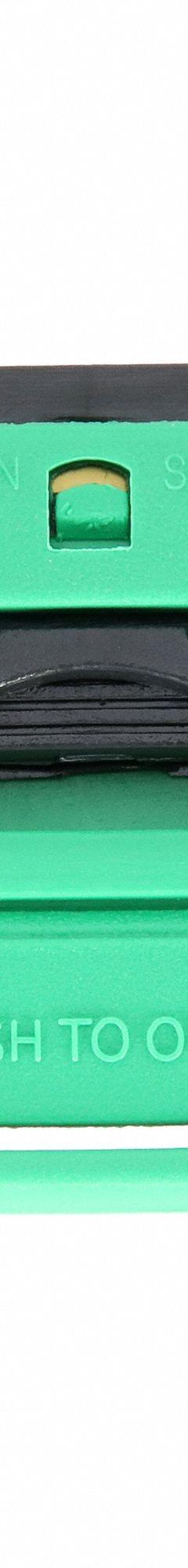 UNGER Scraper: Bld. Mat. Carbon Steel, Hdl. Mat. Plastic, Stiff, 4 3/4 in Overall Lg (MPN TX100). Key specifications — attr1004902: UNGER; attr1016211: TR100; attr1014703: Plastic; attr1017570: Standard End.