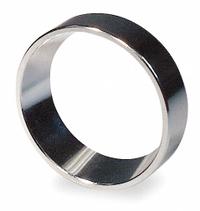 NTN Tapered Roller Bearing Cup: 4 29/32 in Bore, 5 1/2 in OD, 1.125 in Cup Wd, 1.125 in Overall Wd (MPN 572). Key specifications — System of Measurement: Inch; Ring Material: Alloy Steel; Manufacturer Part Number: 572; Brand: NTN; Compatible Cone Manufacturer Part Number: 582.