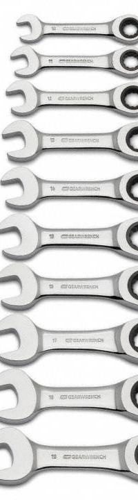 GEARWRENCH Combination Ratcheting Wrench Set: Alloy Steel, Full Polish Chrome, Std (MPN 9520D). Key specifications — attr309581: Full Polish Chrome; attr309580: Alloy Steel; attr309571: No; attr309583: No; attr309587: Yes; attr324931: GEARWRENCH.