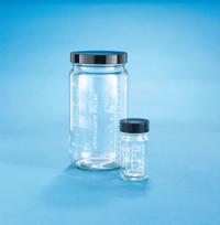 KIMBLE Storage Bottle: 125 mL, Closure Material: Phenolic – Closure Liner Material: Pulp/Vinyl Cap (MPN 5810448V-21). Key specifications — Brand: KIMBLE; Graduated: Yes; Pre-Cleaned: None; Body Color: Colorless; Screw Closure Size: 48-400 mm.