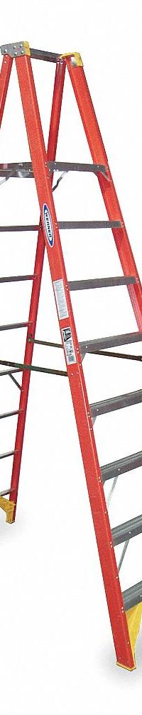 WERNER Platform Stepladder: 8 ft Ladder Size, Fiberglass, 300 lb Load Capacity, 45 lb Wt (MPN P6208). Key specifications — Brand: WERNER; Included Features: Guard Rail.