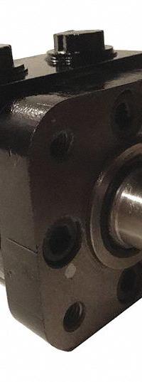 CHAR-LYNN Hydraulic Motor: H Series, 4-Bolt, 3.25 in Pilot, 2.8 cu in/rev, 969 RPM Max. RPM (MPN 101-1001). Key specifications — attr96021: 1800 psi; attr96022: 1/2 in NPT; attr1298061: H Series; attr98917: CHAR-LYNN; attr99324: 4-Bolt, 3.25 in Pilot.