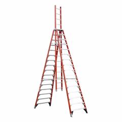 WERNER Extension Ladder: 16 ft Overall Ht, Fiberglass, 300 lb Load Capacity - Max, 156 lb Wt (MPN E7416). Key specifications — attr1049744: WERNER.