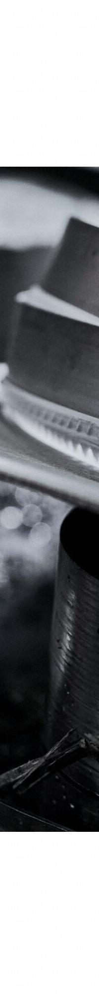 LENOX Band Saw Blade: Carbide, Versa Pro(TM), 17 ft, Variable Cutting Edge, 1/4 in Blade Wd, 3/4 (MPN VP19081CL16667). Key specifications — attr1211722: 17 ft; attr1099499: 3/4.