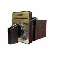 BENEDICT GMBH Voltmeter Cam Switch: 3 Poles, Maintained, Three Phase, 600V (MPN M10H E V32+504+G2). Key specifications — Phase: Three; Action: Maintained; Voltage Rating: 600V; Brand: BENEDICT GMBH.