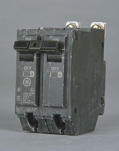 GE Miniature Circuit Breaker: THQB, 15 A, 120/240V AC, Single Phase, 10kA at 120/240V AC - THQB & THHQB Series, Bolt-On GE Miniature Circuit Breakers