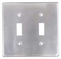HUBBELL KILLARK Weatherproof Cover: Copper-Free Aluminum, FD/FS, Toggle Switches, 2 Gangs, 3R, Gray (MPN 2FT). Key specifications — Brand: HUBBELL KILLARK; Color: Gray; Compatible with Product Type: Toggle Switches; Compatible with Series: FS; Mounting Orientation: Vertical.