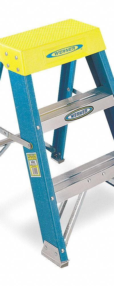 WERNER Step Stool: 2 Steps - Rigid Step Stools
