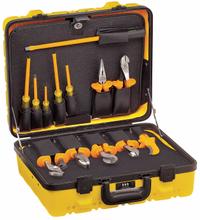 KLEIN TOOLS Insulated Tool Kit: Insulated, 13 Total Pcs, Tool Case (MPN 33525). Key specifications — attr541600: (2) Diagonal-Cutting Pliers; attr541603: None; attr541599: (1) Knife; attr541604: (1) Cable Stripper; attr541515: KLEIN TOOLS; attr548994: (1) Phillips Screwdriver.