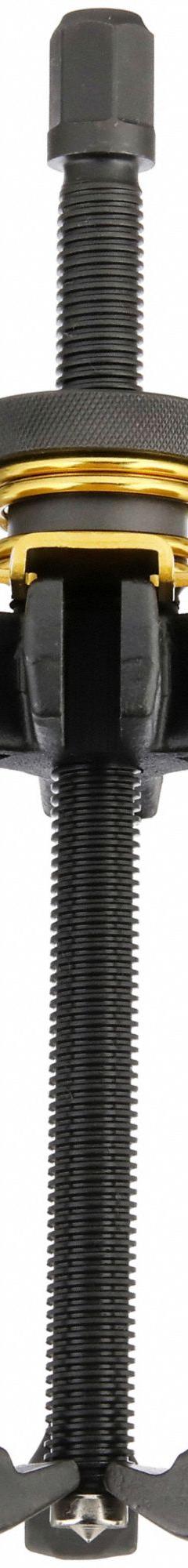 BLACKMAX Gear Puller and Pulley Remover: 3 in – 7 in Jaw Spread, 7 in Jaw Reach, 0.5 Jaw Thick (MPN BTLGP7). Key specifications — attr668195: M18 x 2.5; attr663993: BLACKMAX; attr923970: 3; attr924203: Standard.