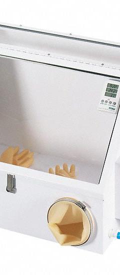 COLE-PARMER Glove Box: 20 in Overall Wd, 27 in Overall Lg, 20 in Overall Ht, 2 Ports, EPDM Foam (MPN 3478800). Key specifications — Brand: COLE-PARMER; Material: EPDM Foam.