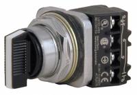 SIEMENS Selector Switch: 30 mm Panel Mounting Size, 3 Positions, Short Lever, 1NO/1NC, Metallic (MPN 52SA2CDBA1). Key specifications — AC Contact Rating: 10 A @ 600 V; Action: Momentary/Maintained/Momentary; Cam: C; DC Contact Rating: 5 A @ 600 V; Hazardous Location Specification: Not Rated; Operator Head Material: Plastic; Operator Head Type: Short-Handled Knob; Operator Illumination: Non-Illuminated.