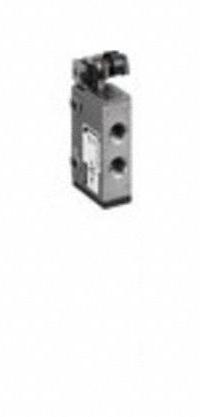 AVENTICS Manual Air Control Valve: Roller, Three-Way / Two-Position, Stainless Steel, 1/8 in BSPP (MPN 0820402002). Key specifications — attr1078735: Stainless Steel; attr1078772: Normally Closed; attr1078762: Manual Air Control Valve.