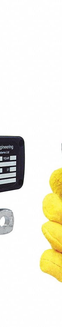 RON CRANE SCALES Crane Dynamometer: 1,000 lb Wt Capacity - Imperial, +/-0.1% Accuracy, 0.5 lb (MPN RON 2501-S005CC). Key specifications — Readability: 0.5 lb; Standards: FCC; Indicator Attachment: Wireless Remote; Includes: Carrying Case; Housing Material: Alloy Steel; Manufacturer Part Number: RON 2501-S005CC; Brand: RON CRANE SCALES; Weighing Units: kg.