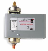 Mechanical Lube Oil Pressure Control: 8 psi to 70 psi, 90 sec Delay, Alarm Circuit Included (MPN P128AA-1C). Key specifications — Refrigerant Type: Non-Corrosive; Brand: JOHNSON CONTROLS; Input Voltage: 120V AC; Product Type: Mechanical Lube Oil Pressure Control; Alarm Circuit Included: Yes.